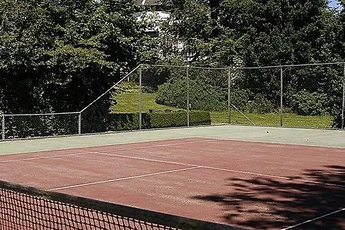 Отель Fletcher Landgoed Avegoor 4*